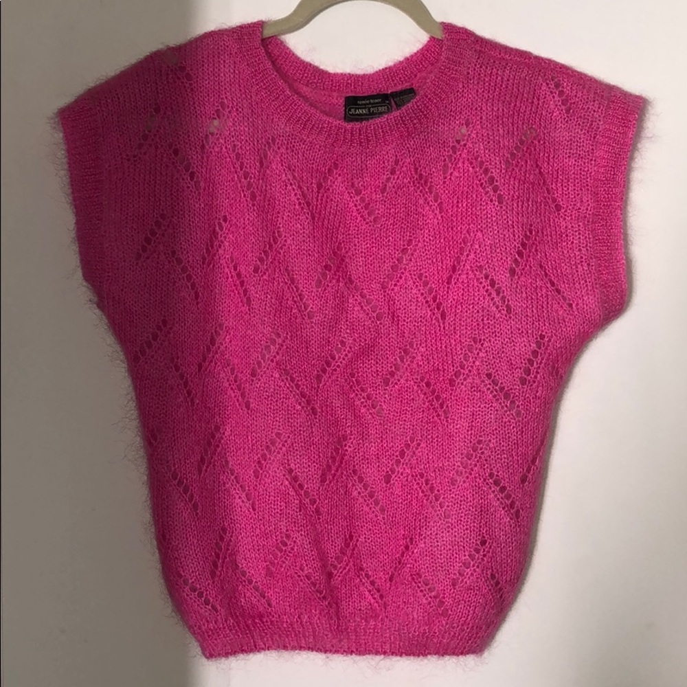 Pink Wool Sweater Vest with Short Sleeves